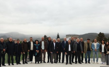 Gürcüstandan gələn səyahətçilərin ikinci qrupu Xankəndini gəzib