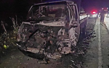 Rustavi-Lilo yolunda minik avtomobili ilə qoşqu toqquşub