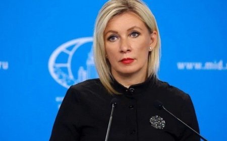 Tiflisdə Rusiya bayrağı təhqir edildi