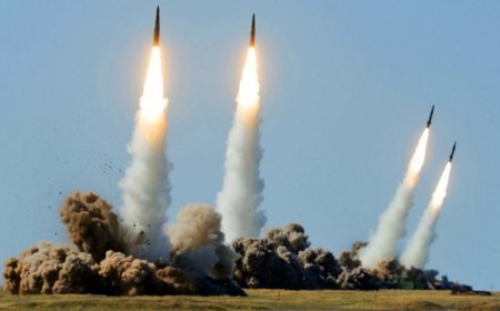 İsrailin Holon şəhərinə ballistik raket düşüb: yaralılar var