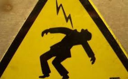 İki yeniyetmə elektrik cərəyanı vurması nəticəsində xəsarət alıb