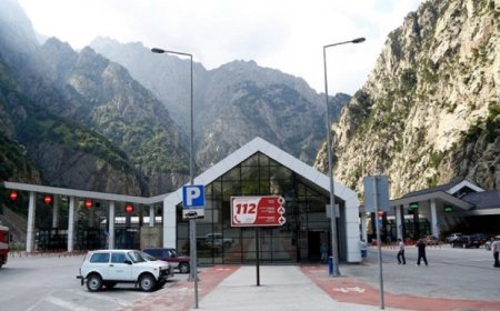 “Darial” sərhəd-keçid məntəqəsində Ukrayna vətəndaşı olduqlarını iddia edən şəxslərin Gürcüstana girişinə icazə verilməyib