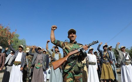 Husilər İsraillə işləyən bütün gəmiləri hədəfə alacaq