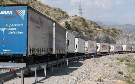 Yüzlərlə erməni yük maşını Rusiyaya buraxılmadı