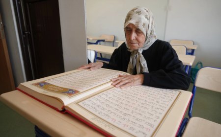 87 yaşlı türkiyəli qadın cəmi altı aya Quran tilavətini mənimsəyib