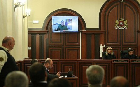 Hakimiyyət Saakaşvilini ömürlük həbslə hədələdi