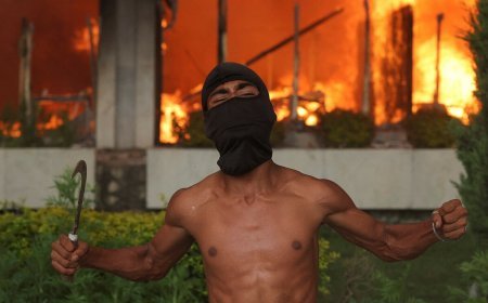 Nepal həbsxanalarından 13500-dən çox məhbus qaçdı