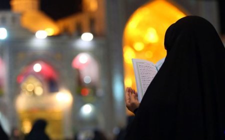 Alman xanım Məşhəddə kəlmeyi-şəhadət gətirdi