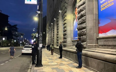 Tbilisidə “Gürcü Arzusu”nun seçki banerinin zədələnməsi faktı üzrə istintaq başlanılıb