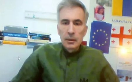 Saakaşvili pulsuz və evsiz olduğunu etiraf etdi