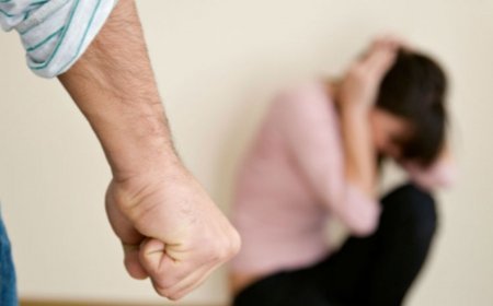 Karelidə ata qızını döyüb