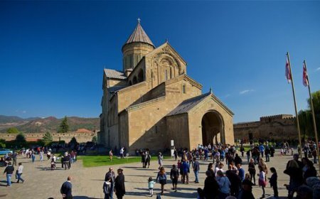 Bu gün Gürcüstanda Svetitsxovloba bayramı qeyd olunur
