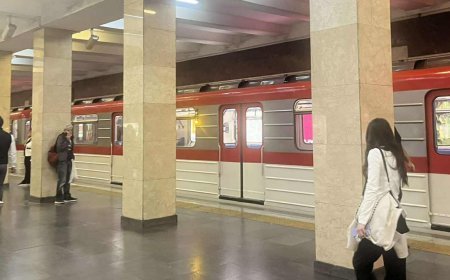 Tbilisidə metronun vaqonunda kişi ölüb