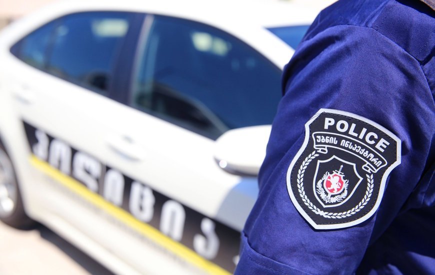 Azyaşlını təqib edən polis məmuru saxlanılıb