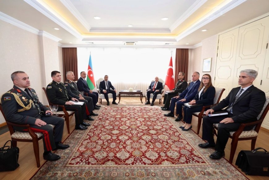 Ankarada Türkiyə-Azərbaycan-Gürcüstan müdafiə nazirlərinin görüşü keçirilir