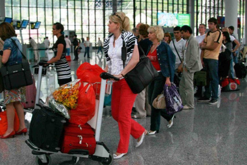 Azərbaycandan Gürcüstana səfər edənlərin sayı 35% artıb