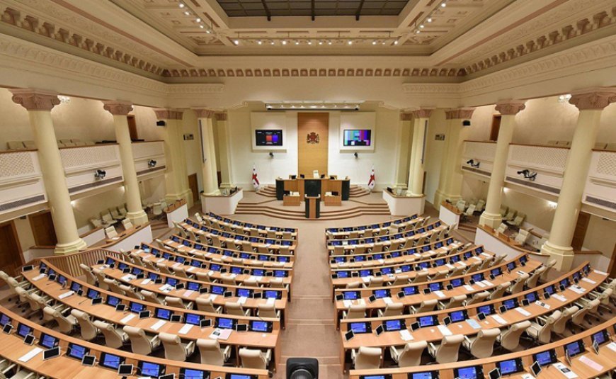 Maliyyə cinayətlərinə görə ölkədən çıxışa qadağa – yeni qanun paketi artıq irəli sürülüb