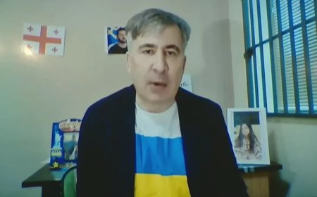 Saakaşvili həbsdə Azərbaycan kanalını da izləyir