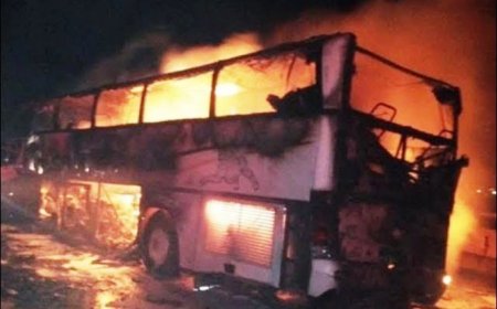 Məkkədən Mədinəyə gedən avtobus qəzaya uğradı, 40-dan çox zəvvar öldü- Video