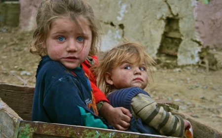 Dünyada 417 milyon uşaq yoxsulluq həddindən aşağı səviyyədə yaşayır