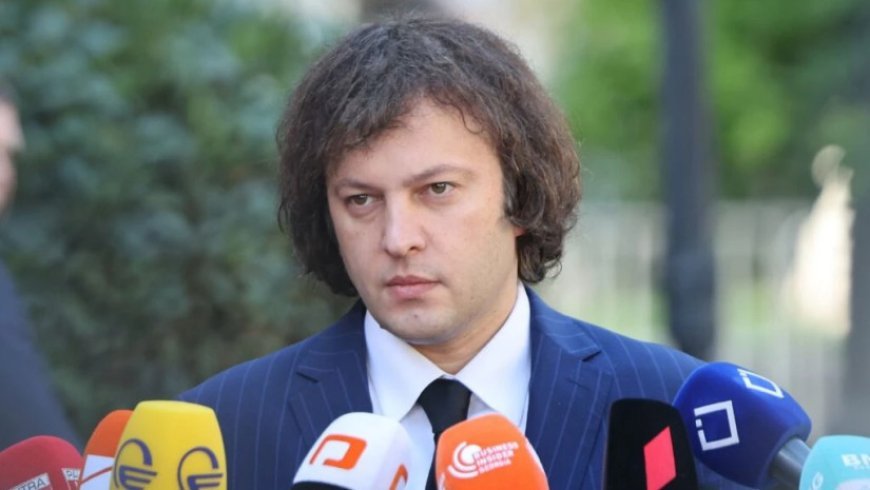 Müxalifət partiyaları qadağan edilməlidir