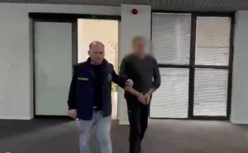 Xulo meriyasının əməkdaşı rüşvət almaqda ittiham olunaraq saxlanılıb