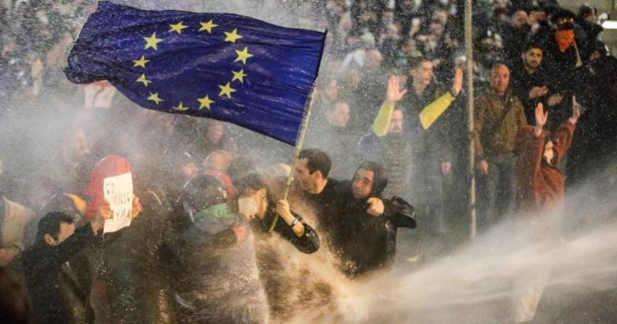 Gürcüstan DİN: Etirazlarda sağlamlığa zərərli maddələrdən istifadə olunmayıb