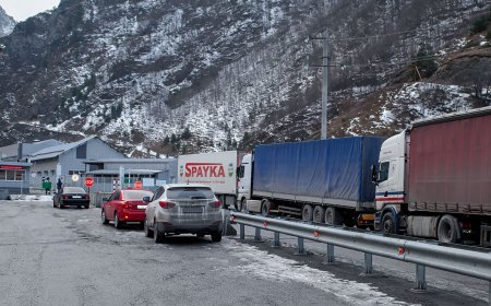 Yuxarı Lars yolu bağlandı