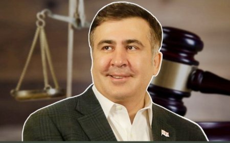 Saakaşvili 2022-ci ildən bəri ilk dəfə məhkəməyə gəldi