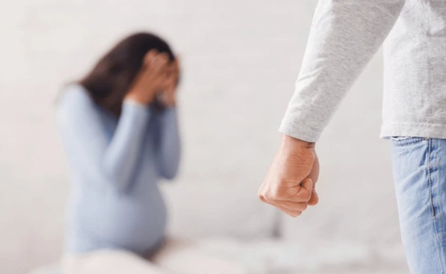 Hamilə həyat yoldaşını döyən kişi saxlanılıb