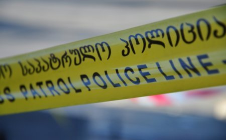 Gürcüstanda polis əməkdaşı iş yerində ölü tapılıb