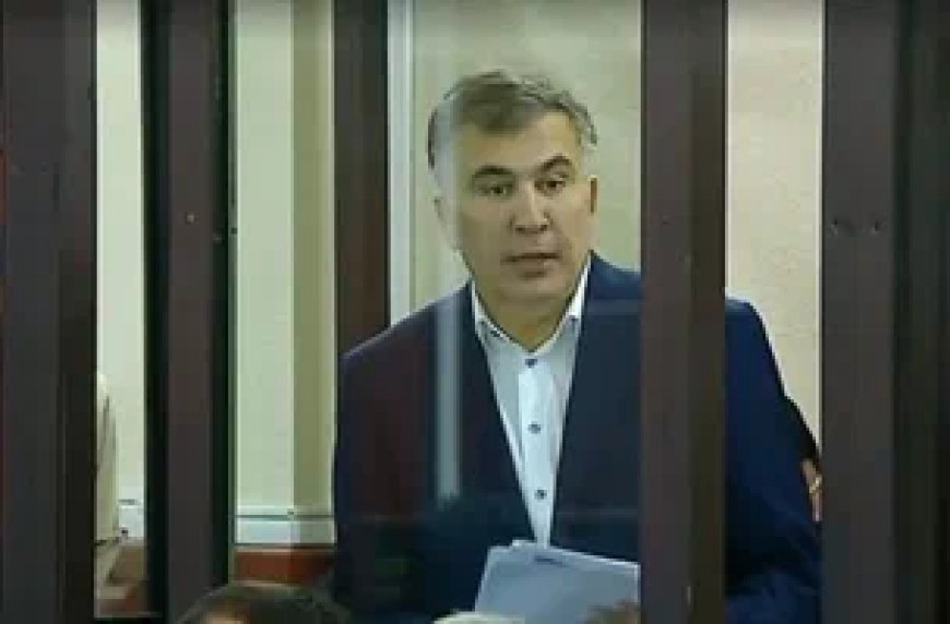Mənə ölkəni tərk etmək üçün təyyarə verdilər: Saakaşvili məhkəmədə elə şeylər dedi ki...