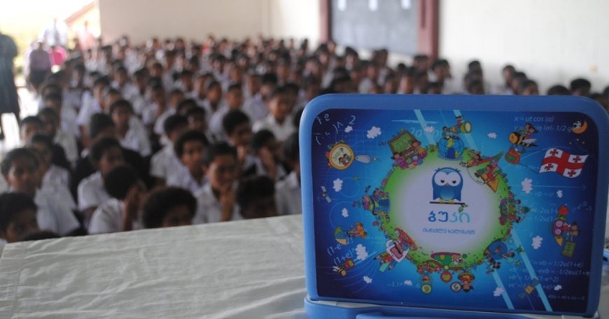 Gürcüstanda birinci sinfə qəbul qaydaları dəyişib: Qeydiyyat prosesi başlayır