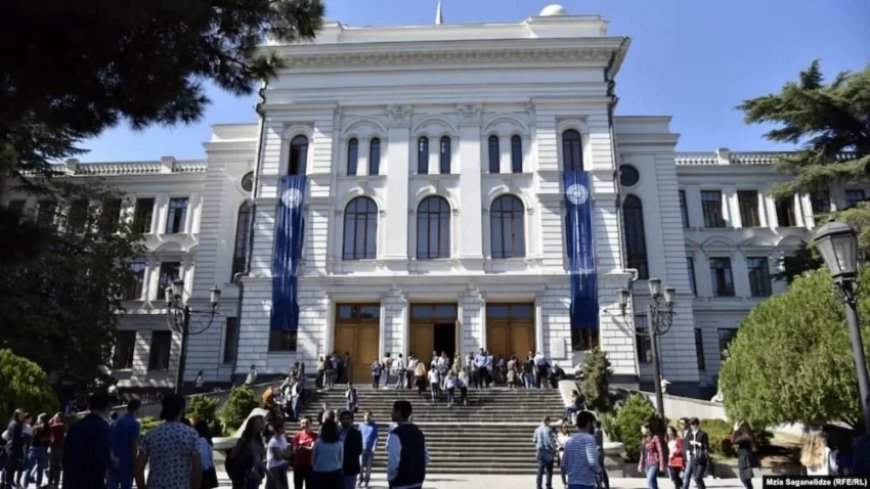 Universitetlərdə dövlət sifarişli yerlərin sayı azaldılacaq