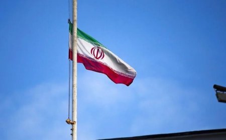 İranda Xameneinin ölümü ilə bağlı qırx günlük milli matəm elan olunub