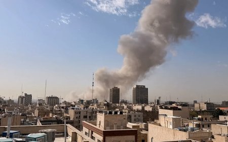 İran Fars körfəzi ölkələrində və İraqdakı ABŞ bazalarını bombalayıb