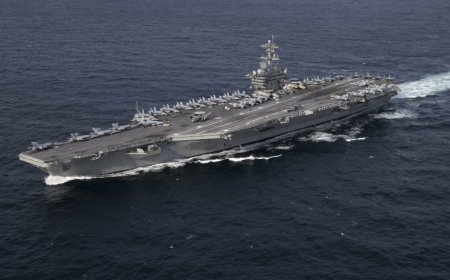 ABŞ-nin “Abraham Lincoln” təyyarədaşıyan gəmisi İranın raket hücumundan sonra geri çəkilib