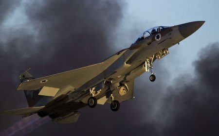 İran F-15 qırıcısının ələ keçirildiyini  bəyan edib
