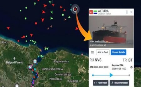 Türkiyənin 140 min ton neftlə yüklü tankeri dronla vurulub