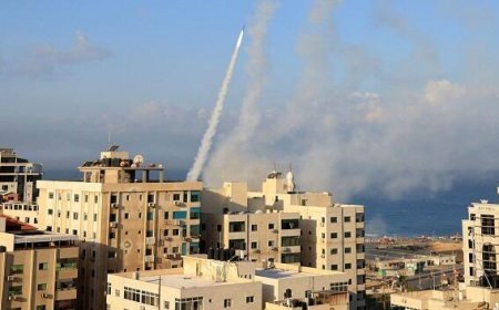 İran İsrailin bu şəhərini vurdu - Video