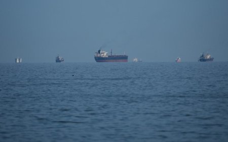 İran Pakistanın 20 gəmisinin Hörmüz boğazından keçməsinə icazə verib