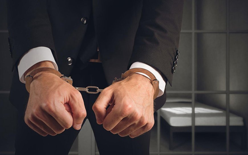 Zugdididə məktəb müəllimi 5 şagirdinə qarşı əxlaqsız hərəkətə görə həbs edildi