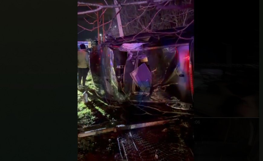 Kaspida polisin 'saxla' əmrinə tabe olmayan sürücü qəza törədib: Yaralılar var