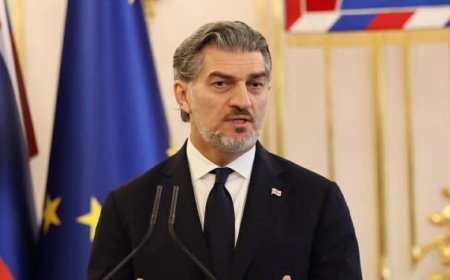 Mixeil Kavelaşvili Astanada keçiriləcək ekoloji sammitdə iştirak edəcək