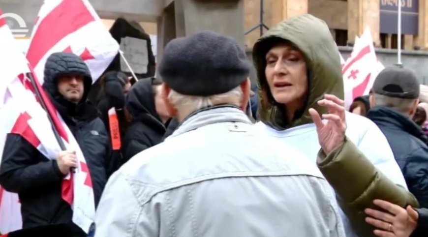Rustaveli prospektində gərgin anlar: Vətəndaşla mülki fəallar arasında mübahisə