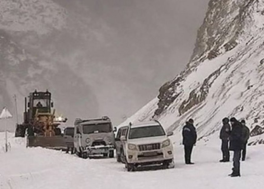 Yuxarı Lars yolu yenə bağlandı