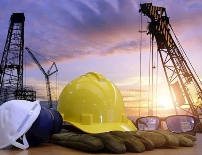 Hökumət infrastruktur layihələrini ləngidən şirkətlər üçün qaydaları sərtləşdirir