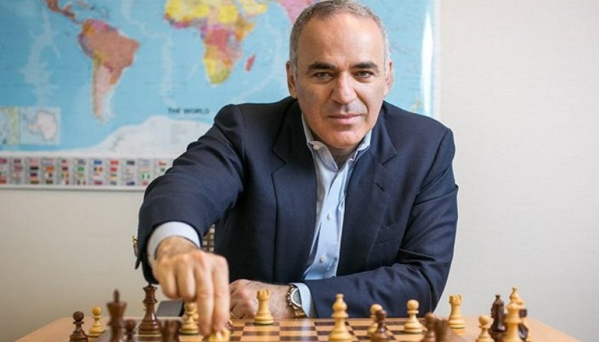 Kasparov beynəlxalq axtarışa verildi