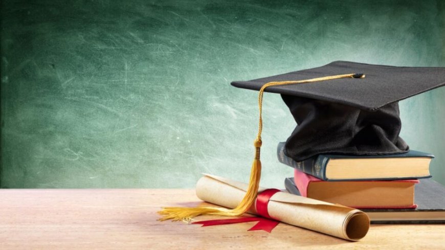 Dövlət universitetlərində təhsil tamamilə pulsuz oldu