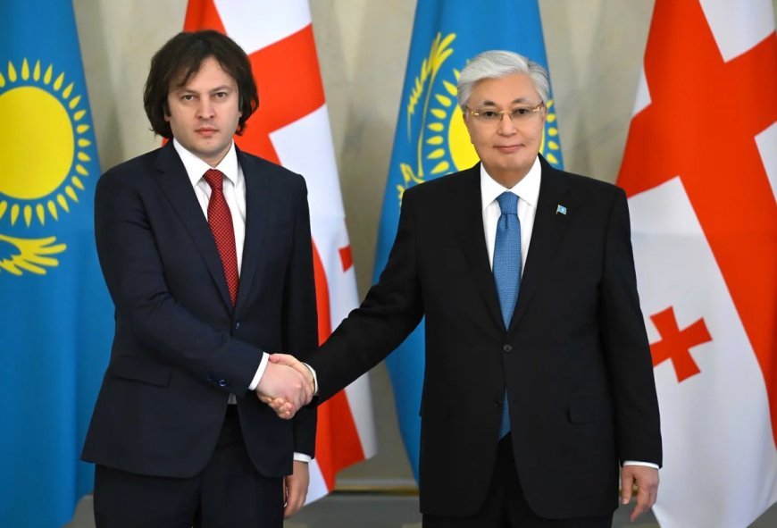 Gürcüstan və Qazaxıstan arasında strateji tərəfdaşlıq haqqında bəyanat imzalanıb